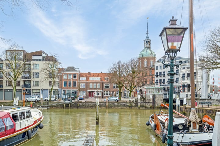 Eengezinswoning, tussenwoning Taankade 22 Dordrecht