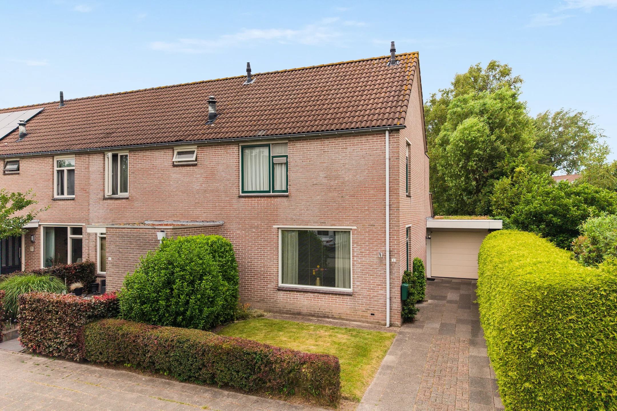 Hoekwoning Ypk fan der Fearwei 2 in Leeuwarden