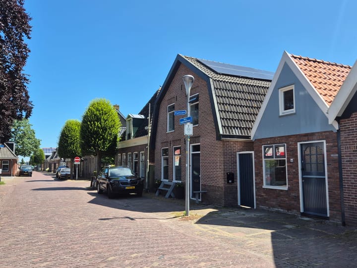 Eengezinswoning, hoekwoning Burgemeester Hoogenboomlaan 44 in Hoogwoud