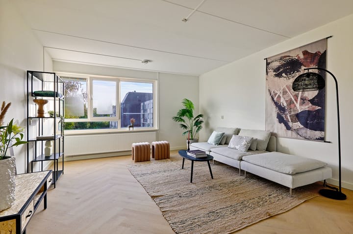 Portiekflat Ophemerthof 176 in Amsterdam
