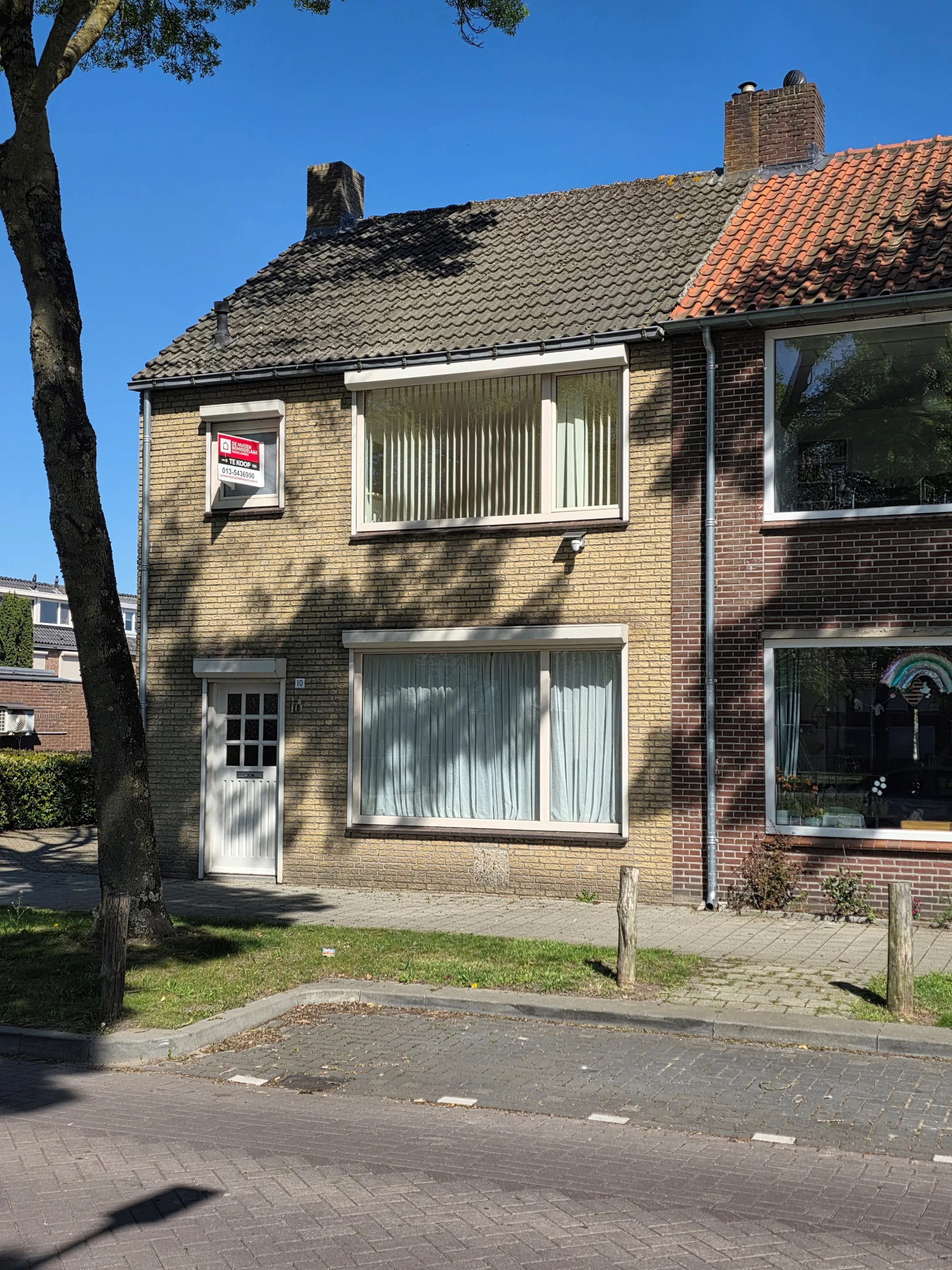 Hoekwoning Drapenierstraat 10 in Tilburg