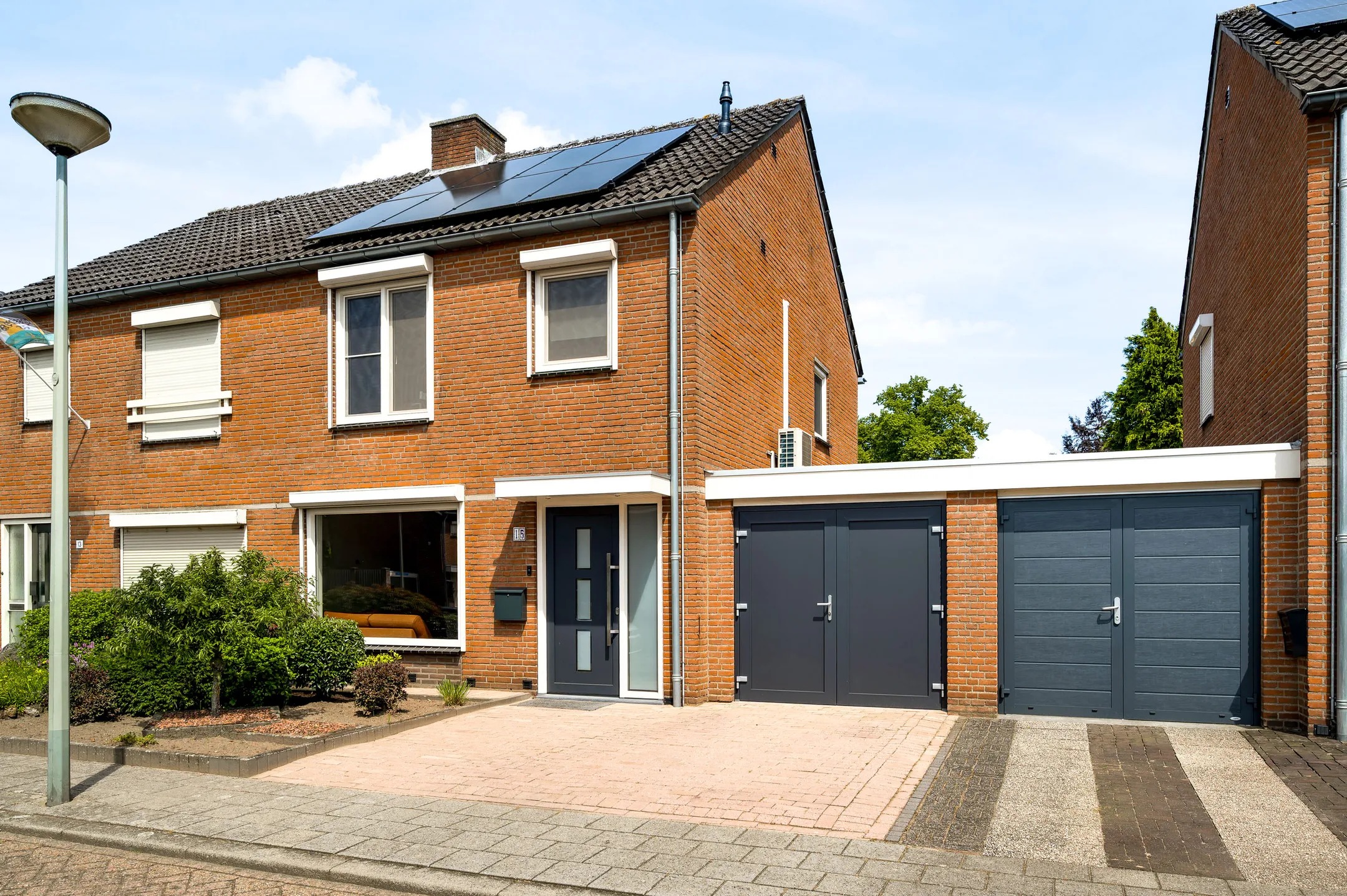 Geschakelde 2-onder-1-kapwoning Tichelerstraat 15 in Sevenum