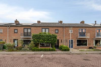 Tussenwoning Ribesstraat 29 in Oud-Beijerland