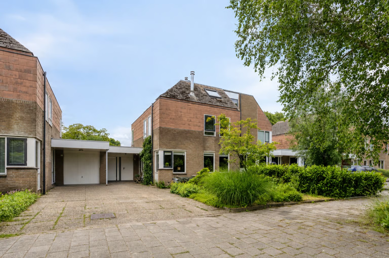 2-onder-1-kapwoning Van Deyssellaan 44 in Groningen