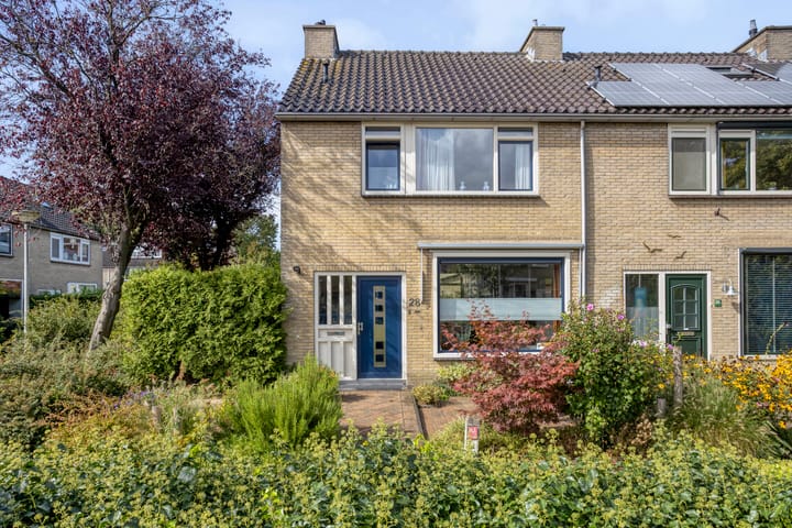 Eengezinswoning, hoekwoning Vlietweg 28 Barendrecht