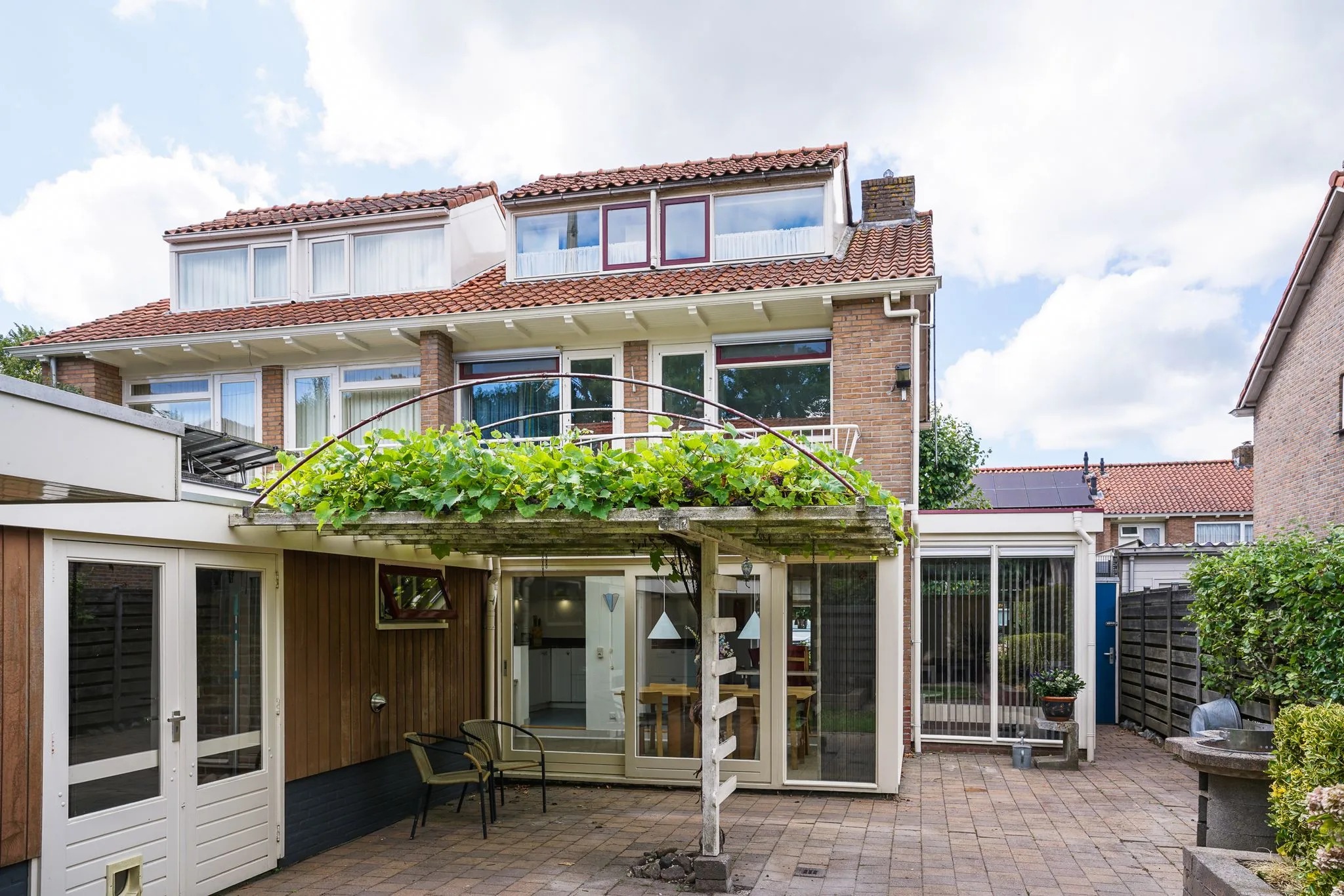 2-onder-1-kapwoning Bernard de Vriesstraat 4 Hoorn