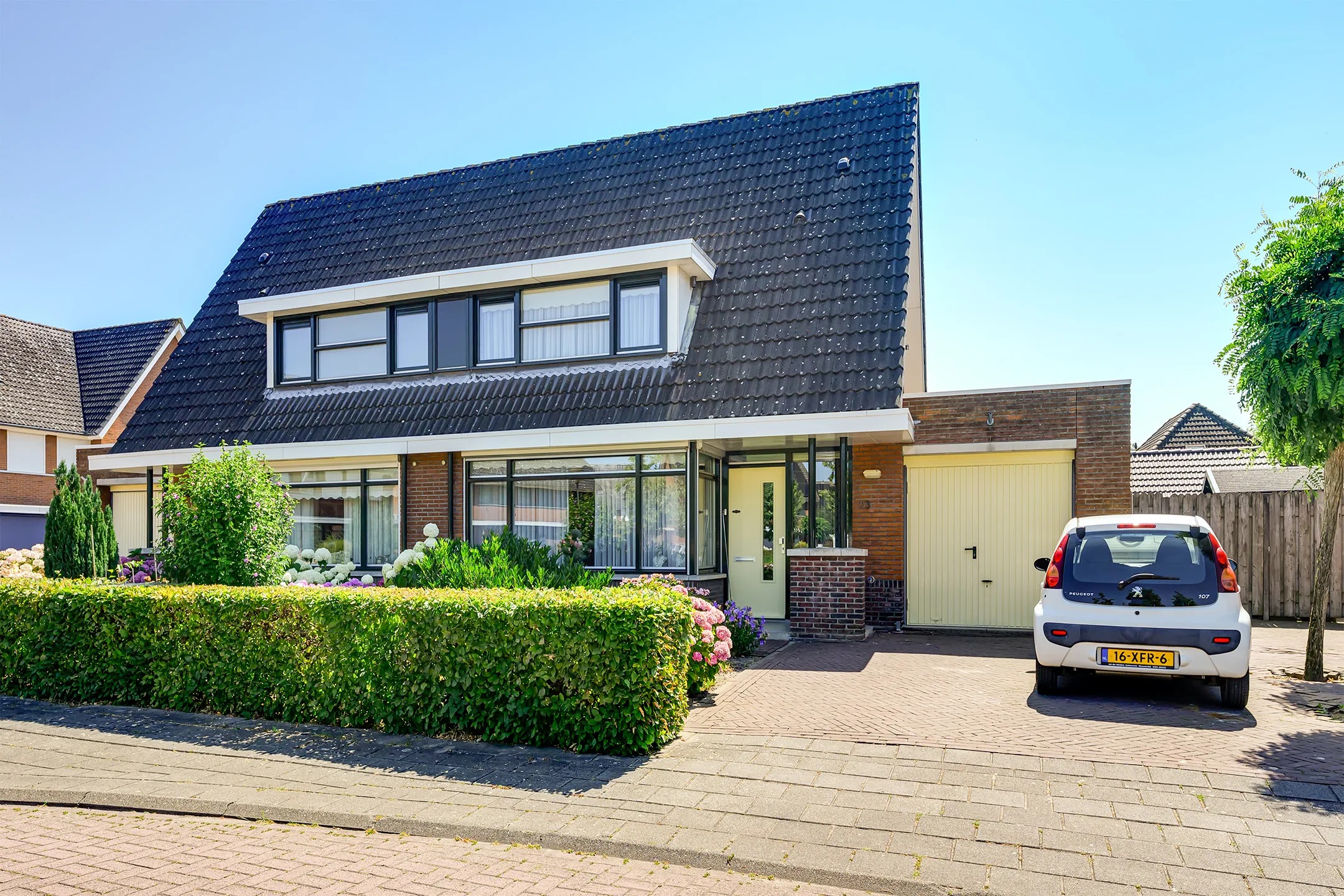 2-onder-1-kapwoning Rietheuvel 23 in Werkendam