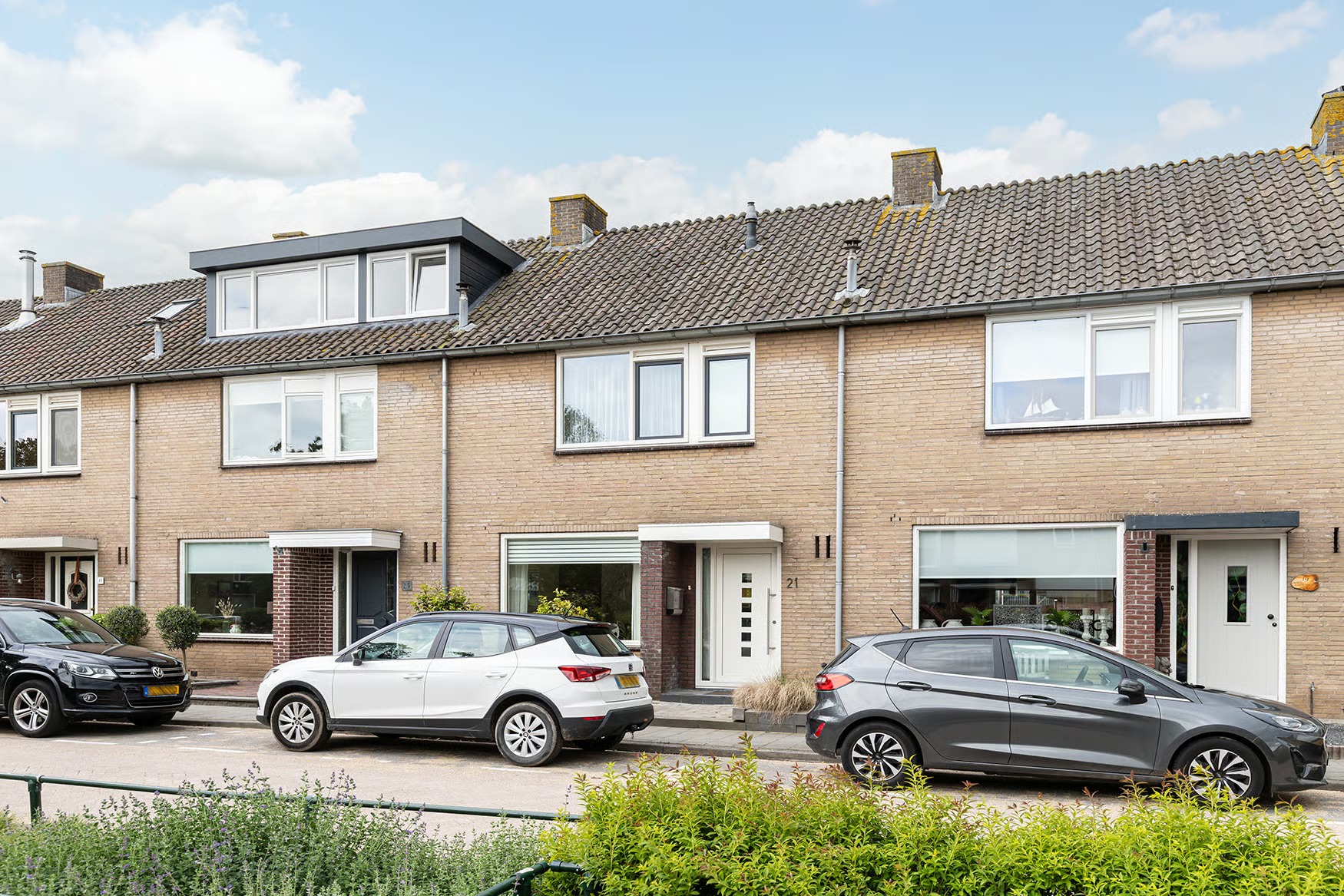 Tussenwoning Zwaluwstraat 21 Bleskensgraaf ca