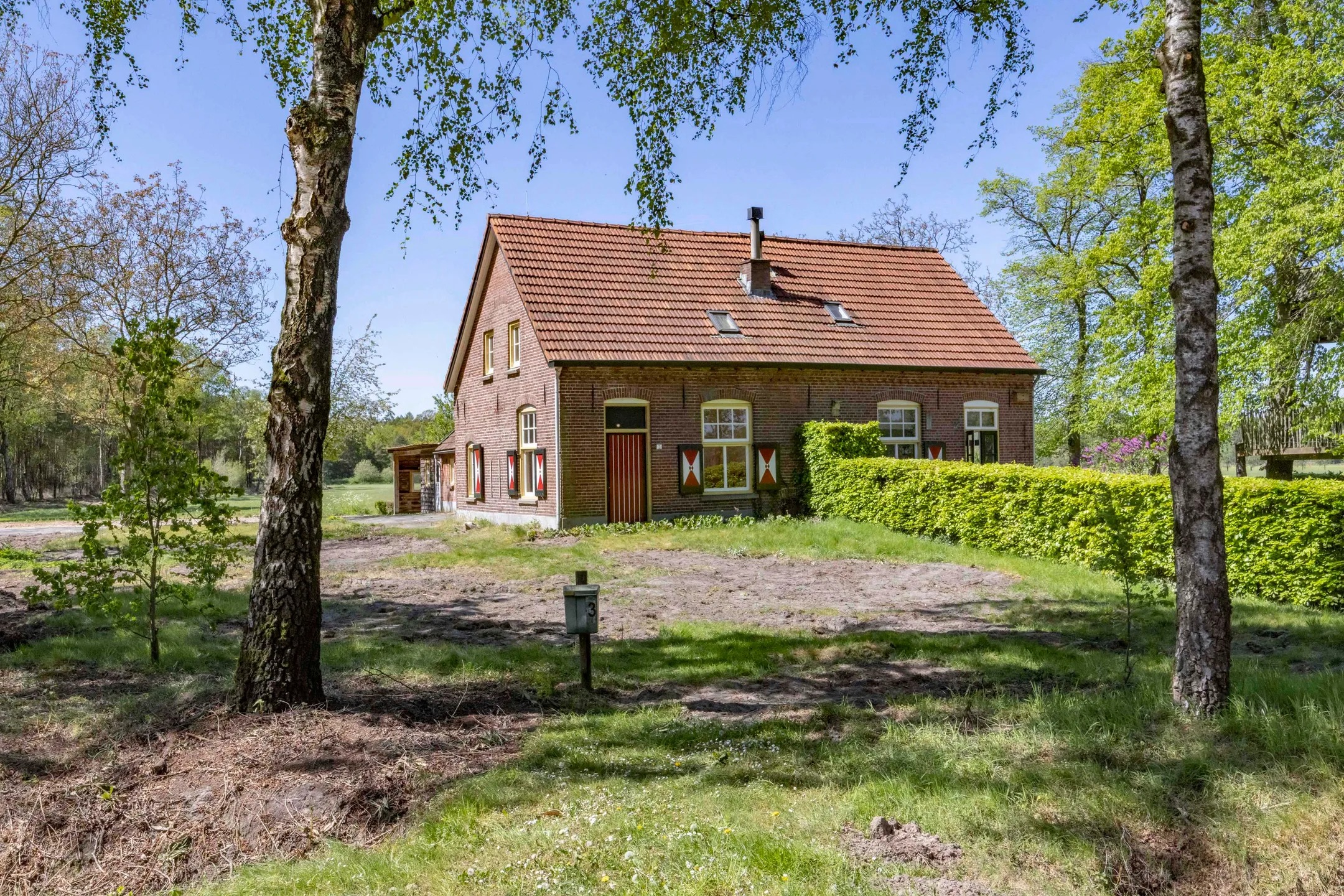 2-onder-1-kapwoning Prins Hendriklaan 1 in Hooge Mierde