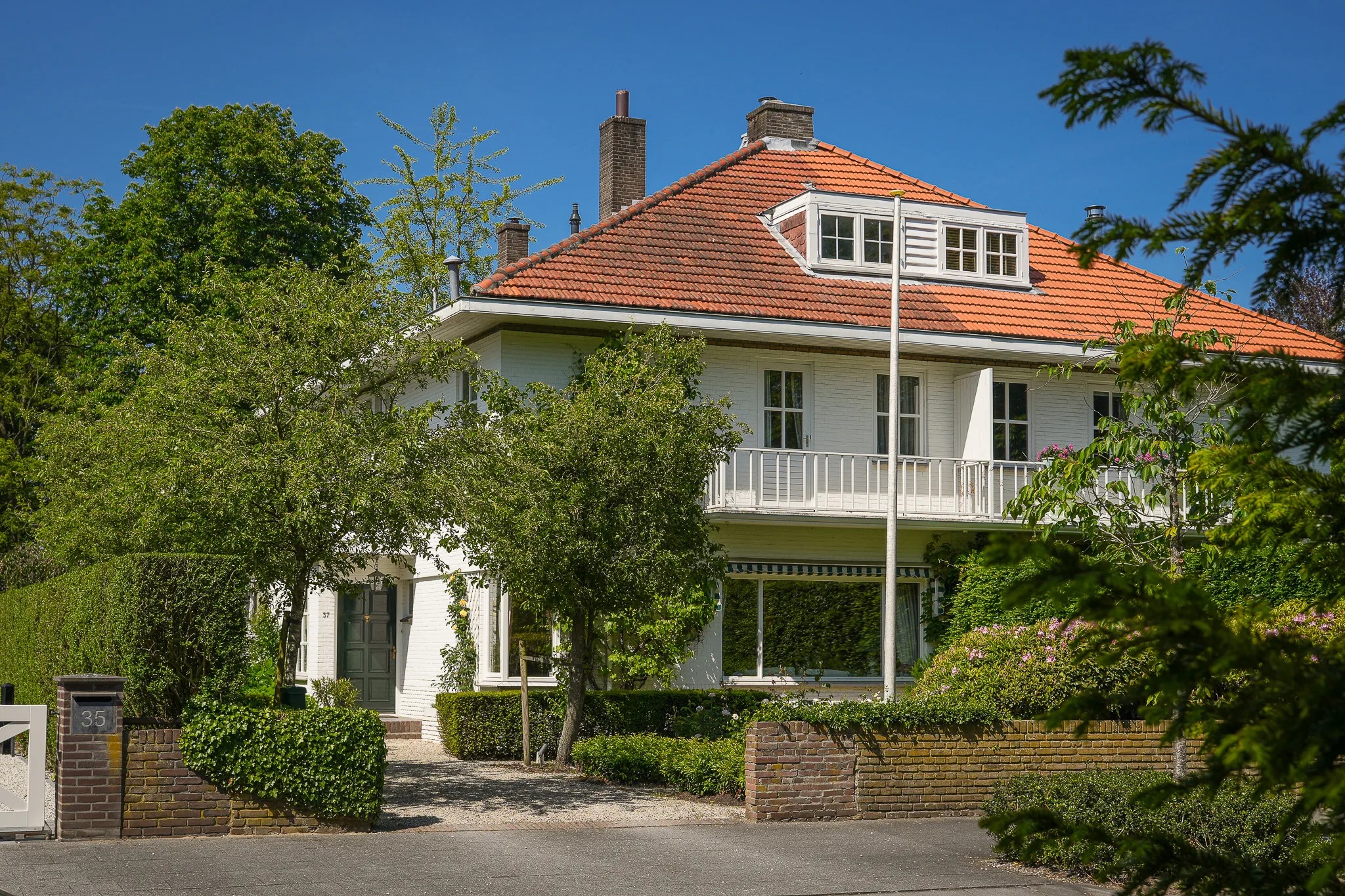 2-onder-1-kapwoning Leeuwensteinlaan 37 in Vught