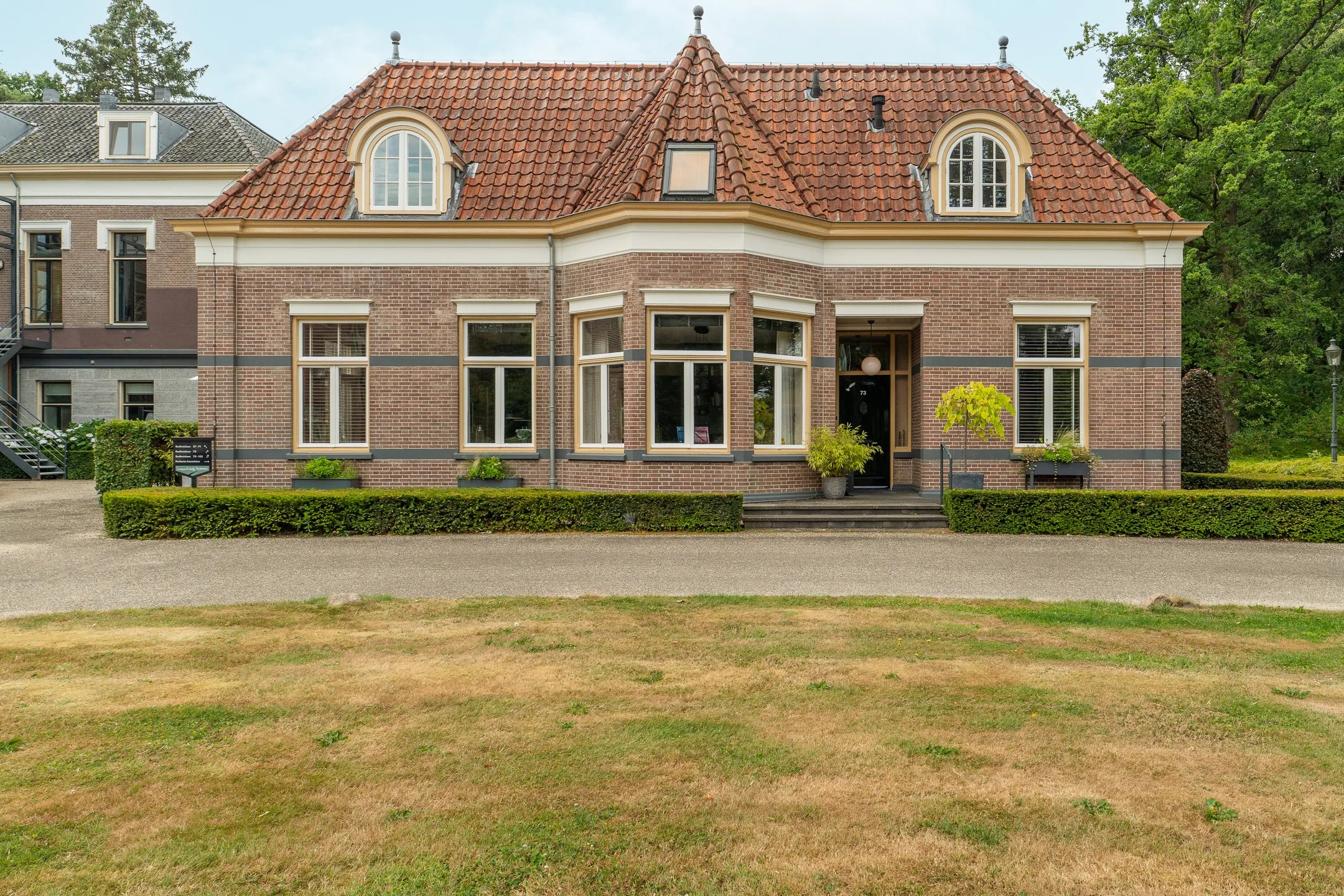 Benedenwoning Badhuislaan 73 in Laag-Soeren