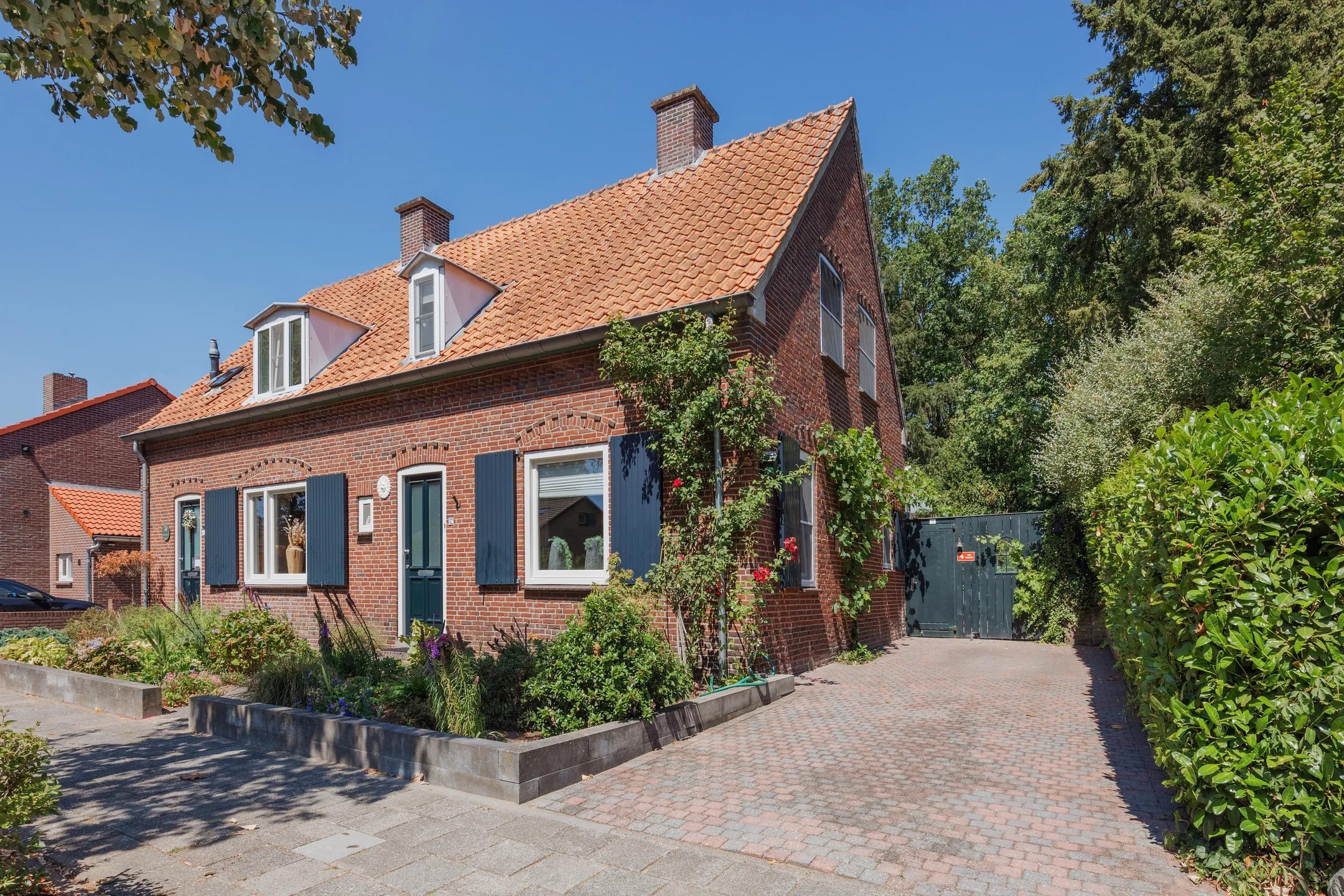 2-onder-1-kapwoning Sterrenbos 12 in Well L