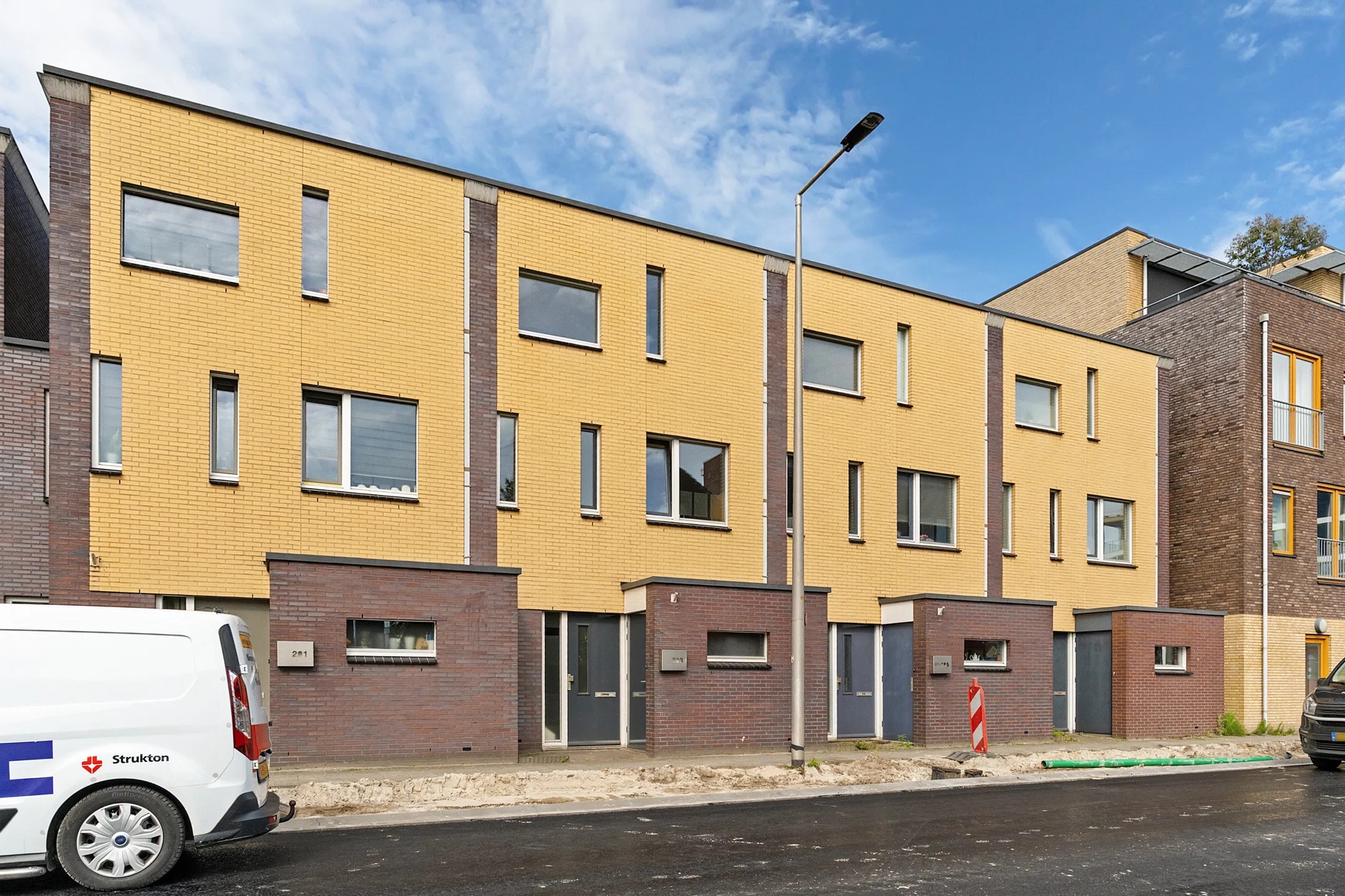 Tussenwoning Deurningerstraat 203 in Enschede