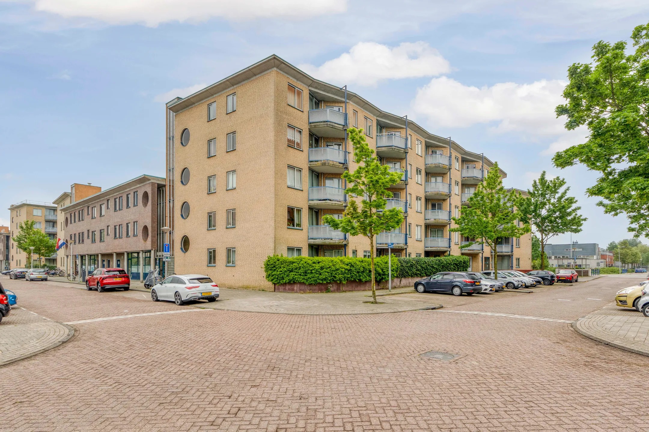 Galerijflat Akersingel 92 in Amsterdam