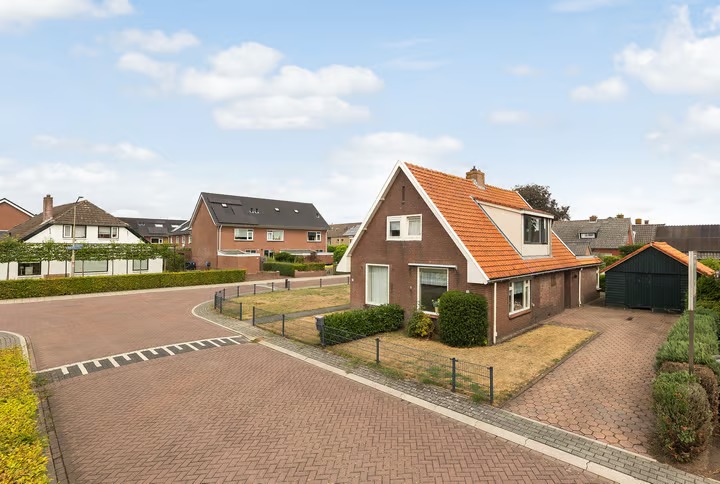 2-onder-1-kapwoning Spaerbroekweg 10 in Doornspijk