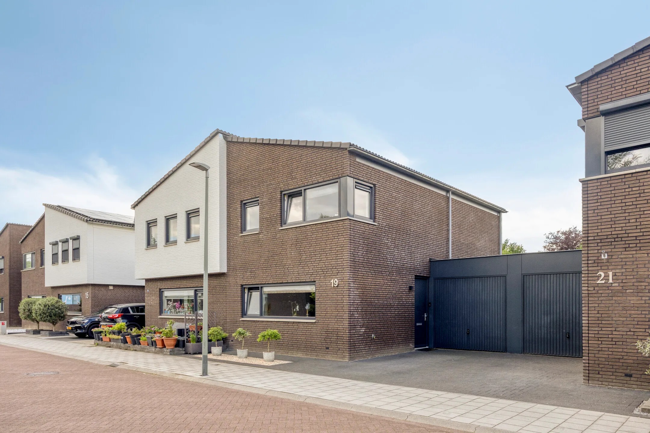 Geschakelde 2-onder-1-kapwoning Langs de Beek 19 in Roermond