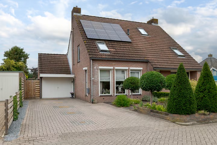 2-onder-1-kapwoning Scholtieskamp 10 in Ruinerwold