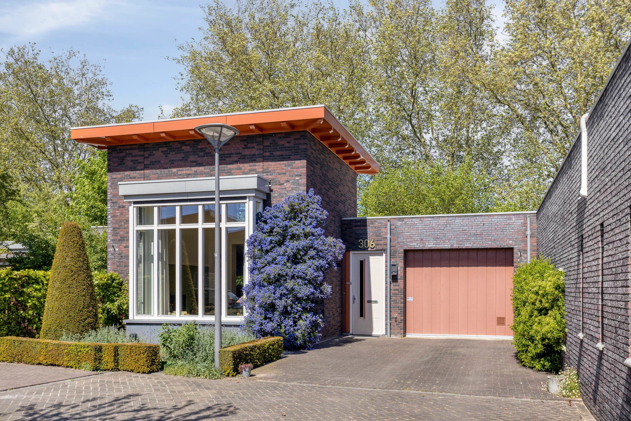 Geschakelde woning De Scheifelaar 306 in Veghel