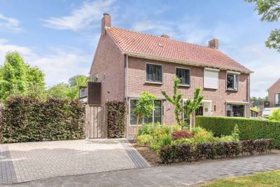 Eengezinswoning, 2-onder-1-kapwoning Noordzoom 133 in Marknesse