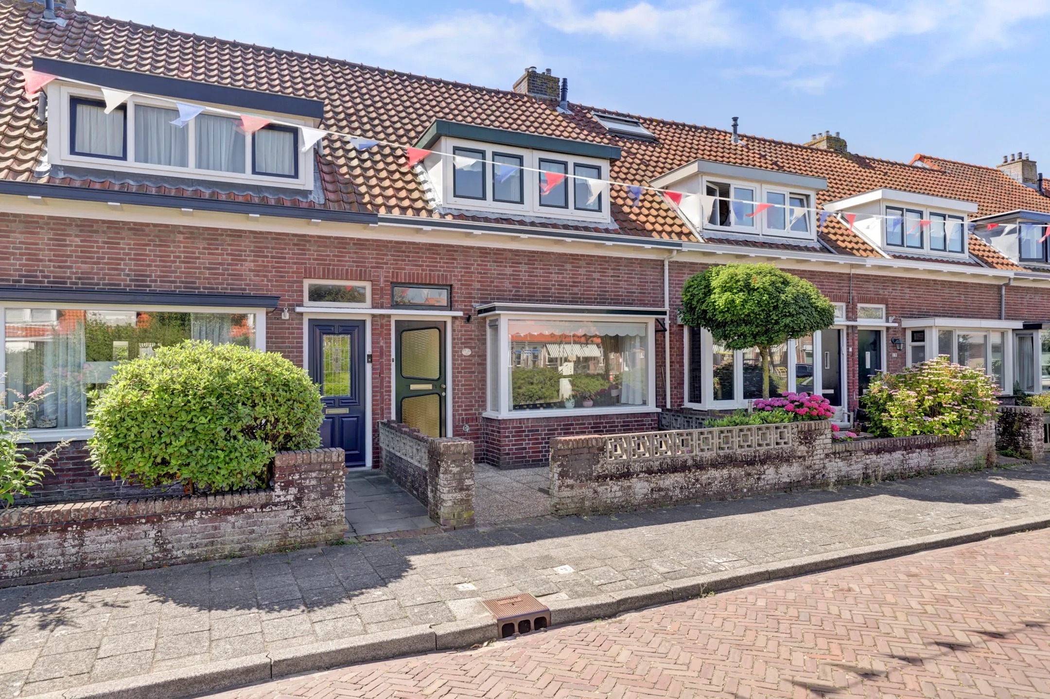 Tussenwoning Abeelplein 14 in Katwijk