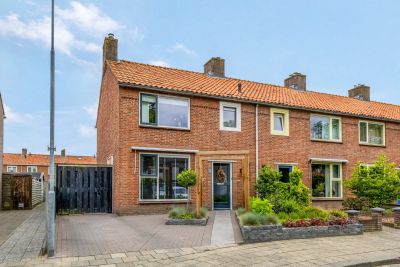 Hoekwoning Jan van der Heydenstraat 26 in Kootwijkerbroek