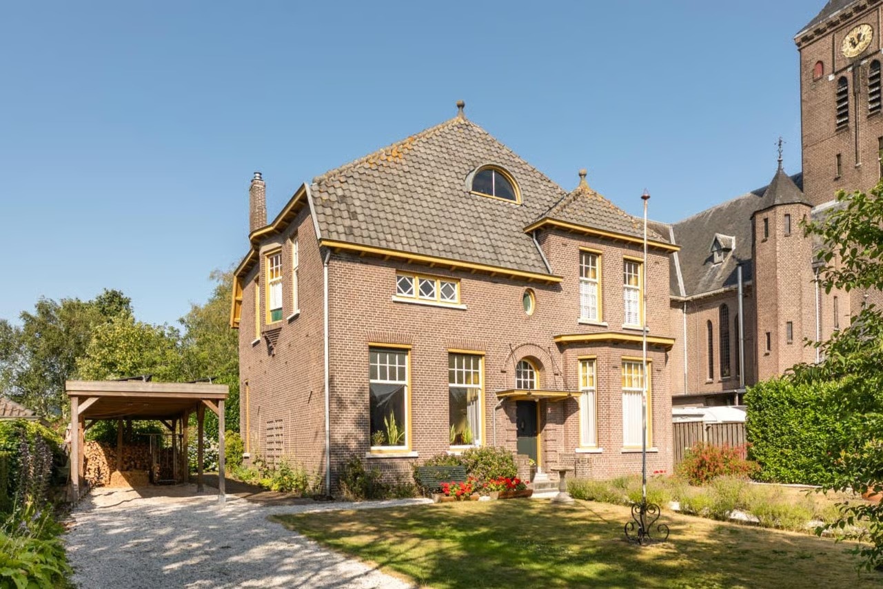 Vrijstaande woning Moerstraatseweg 83 in Moerstraten