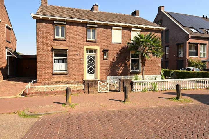 Eengezinswoning, 2-onder-1-kapwoning Dorpstraat 53 in Horn