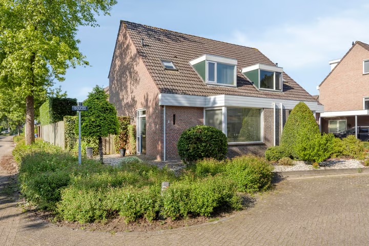 Hoekwoning Bogerd 1 in Den Dungen