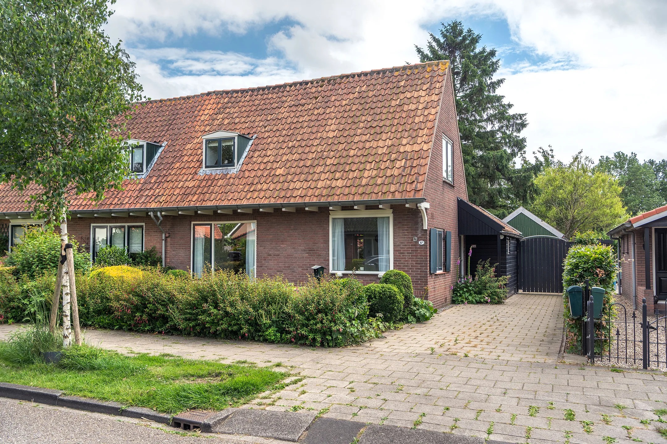 2-onder-1-kapwoning Berkenlaan 6 a in Aalsmeer
