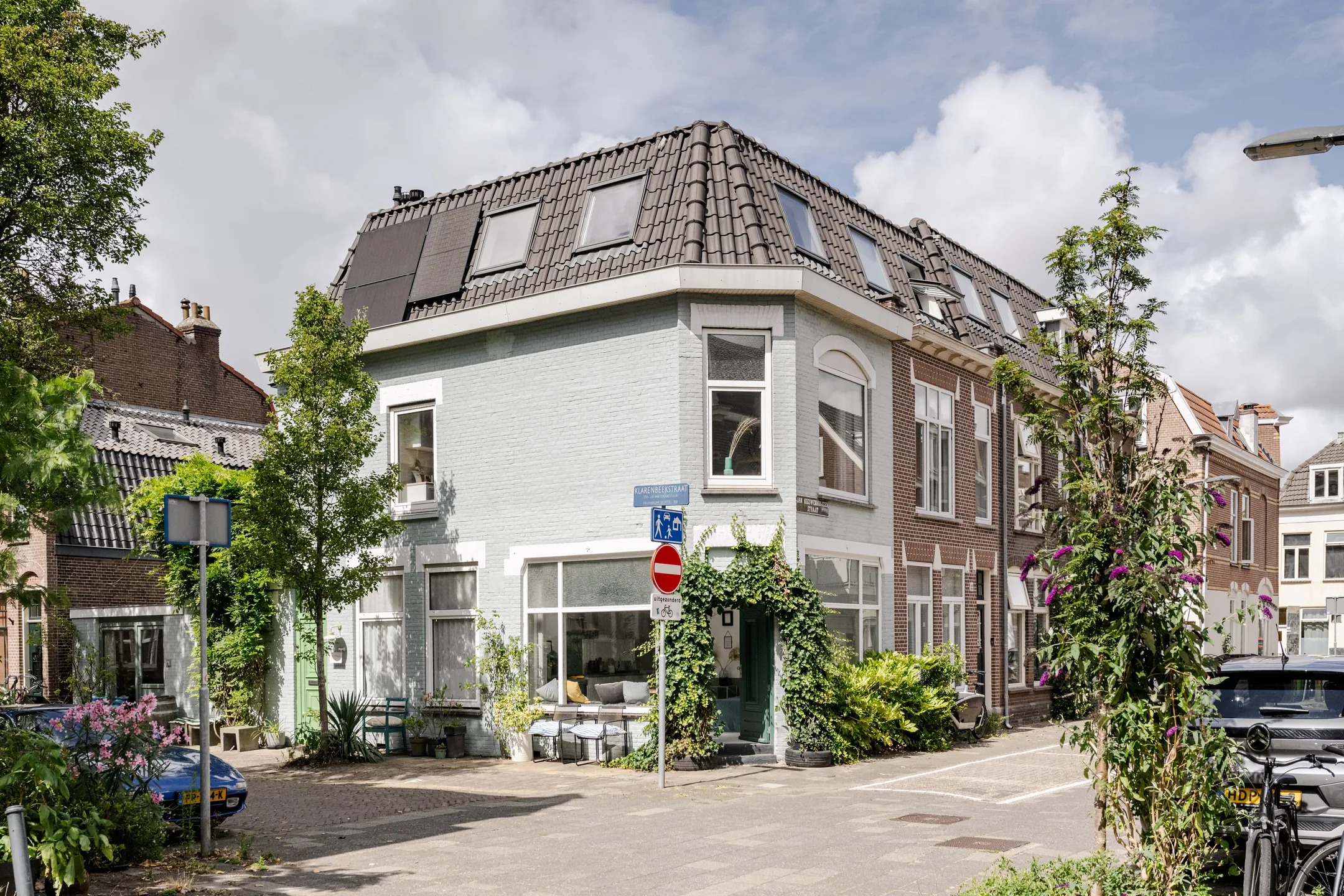 Hoekwoning Jan Nieuwenhuijzenstraat 24 in Haarlem
