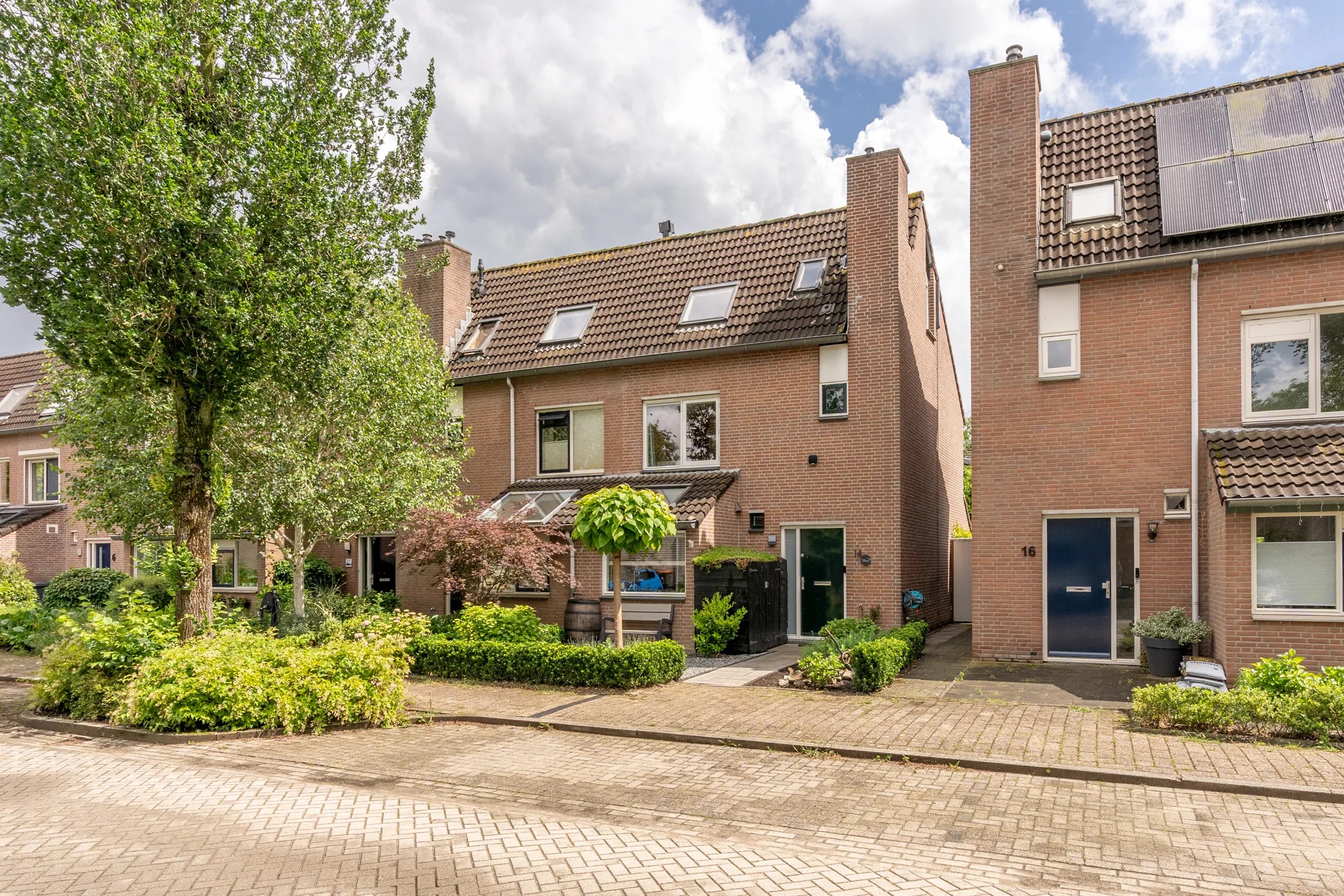 Hoekwoning Wagenhoeve 14 in Houten