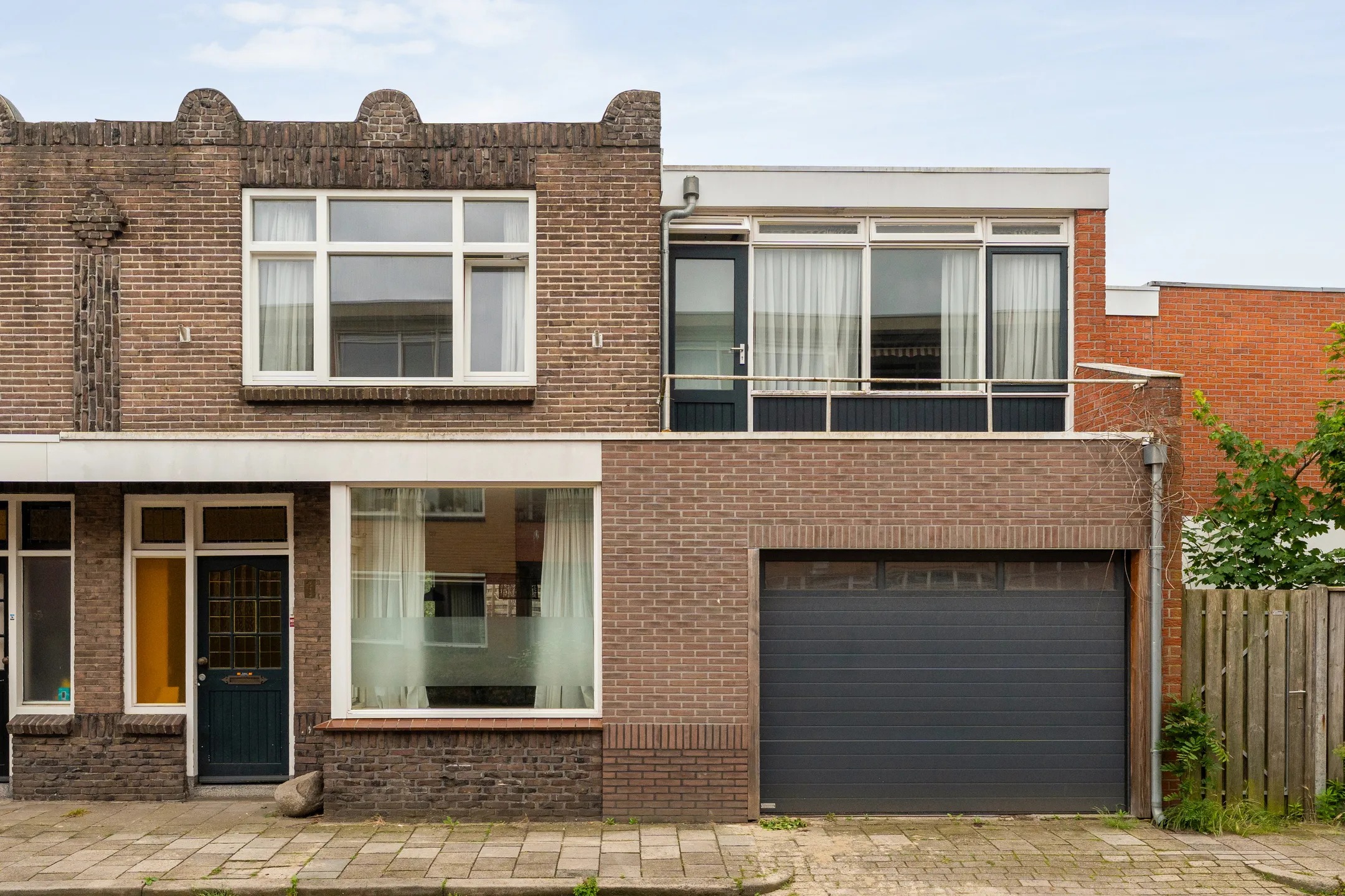Halfvrijstaande woning Rozenstraat 1 in Almelo