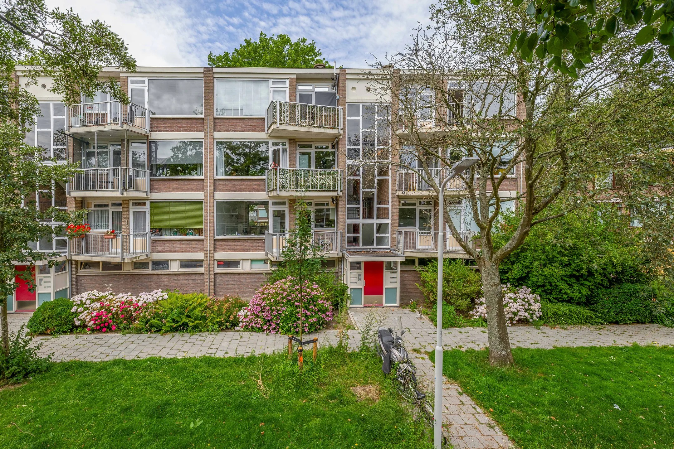 Portiekflat Leeuwerikstraat 55 in Wormerveer