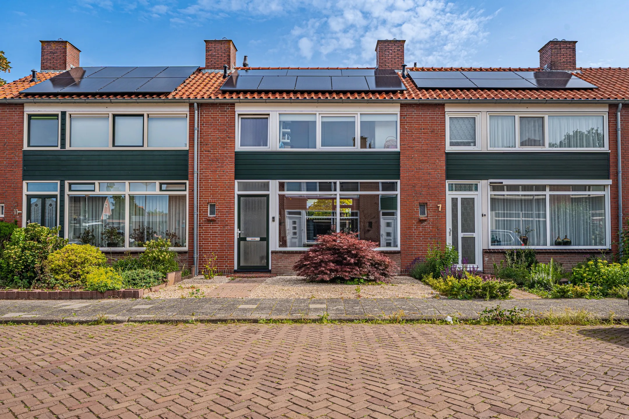 Tussenwoning Piet Heinlaan 9 in Winschoten
