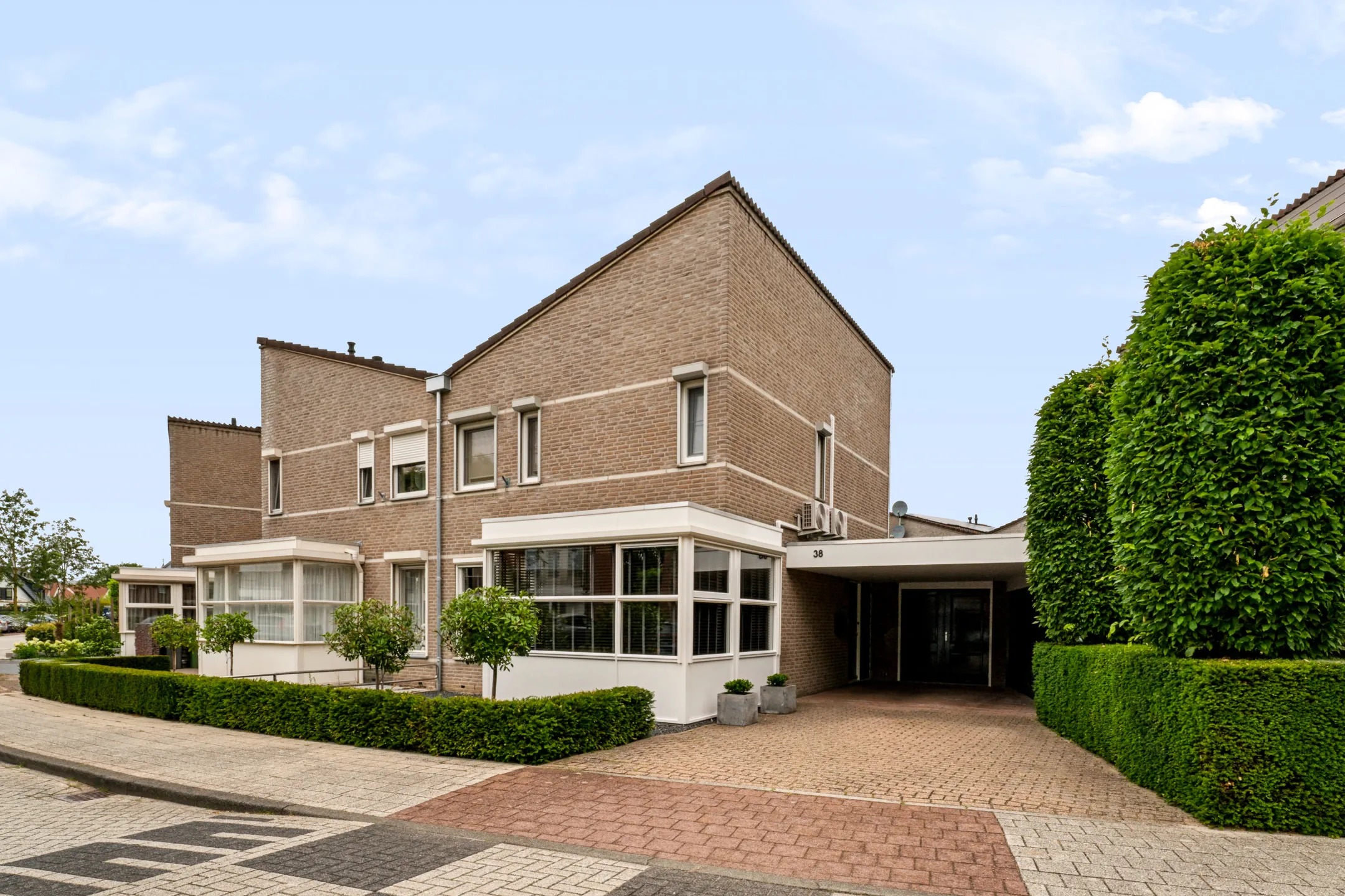 Halfvrijstaande woning Don Rualaan 38 in 's-Heerenberg