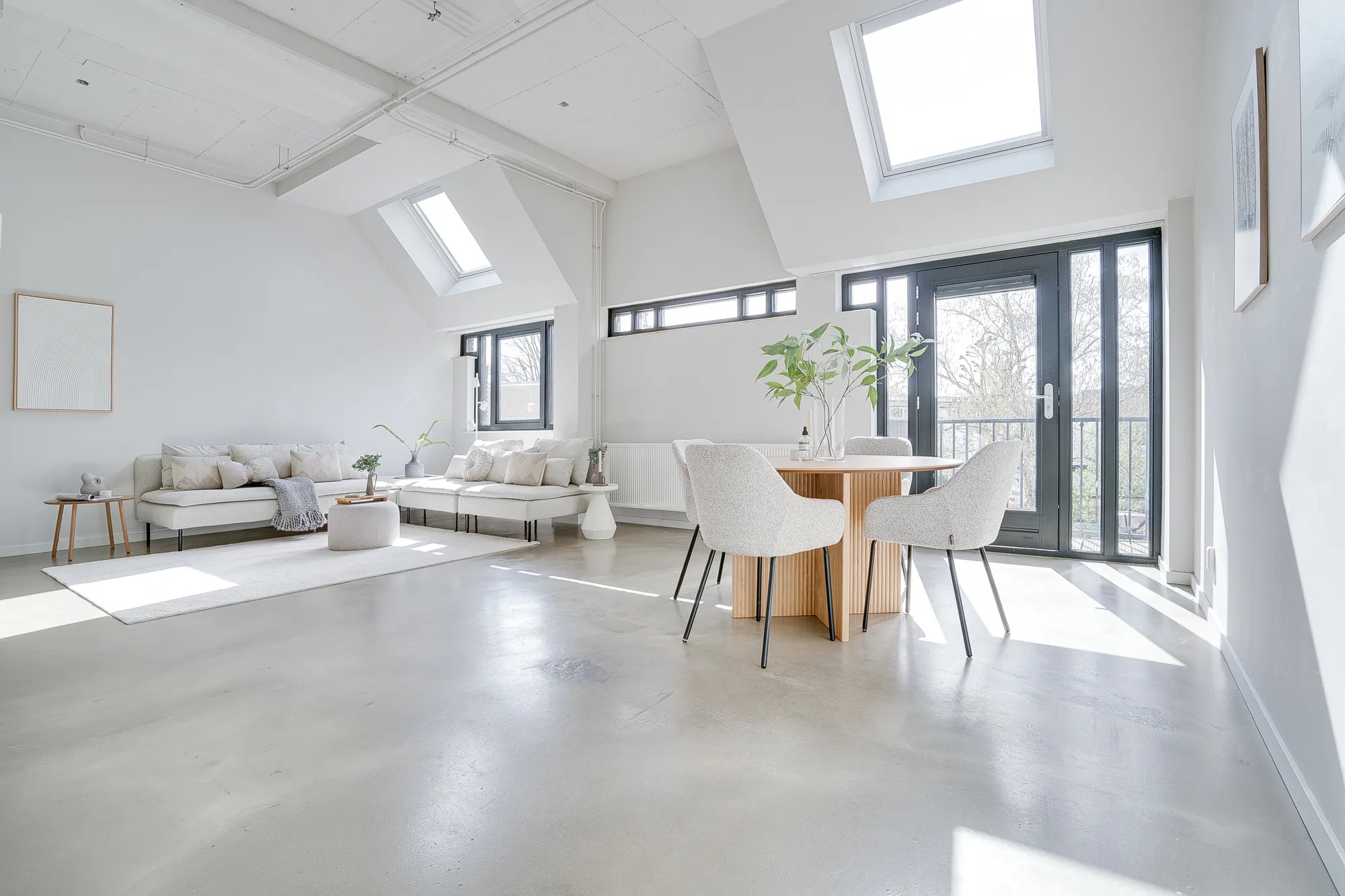 Portiekflat Huizermaatweg 302 t in Huizen