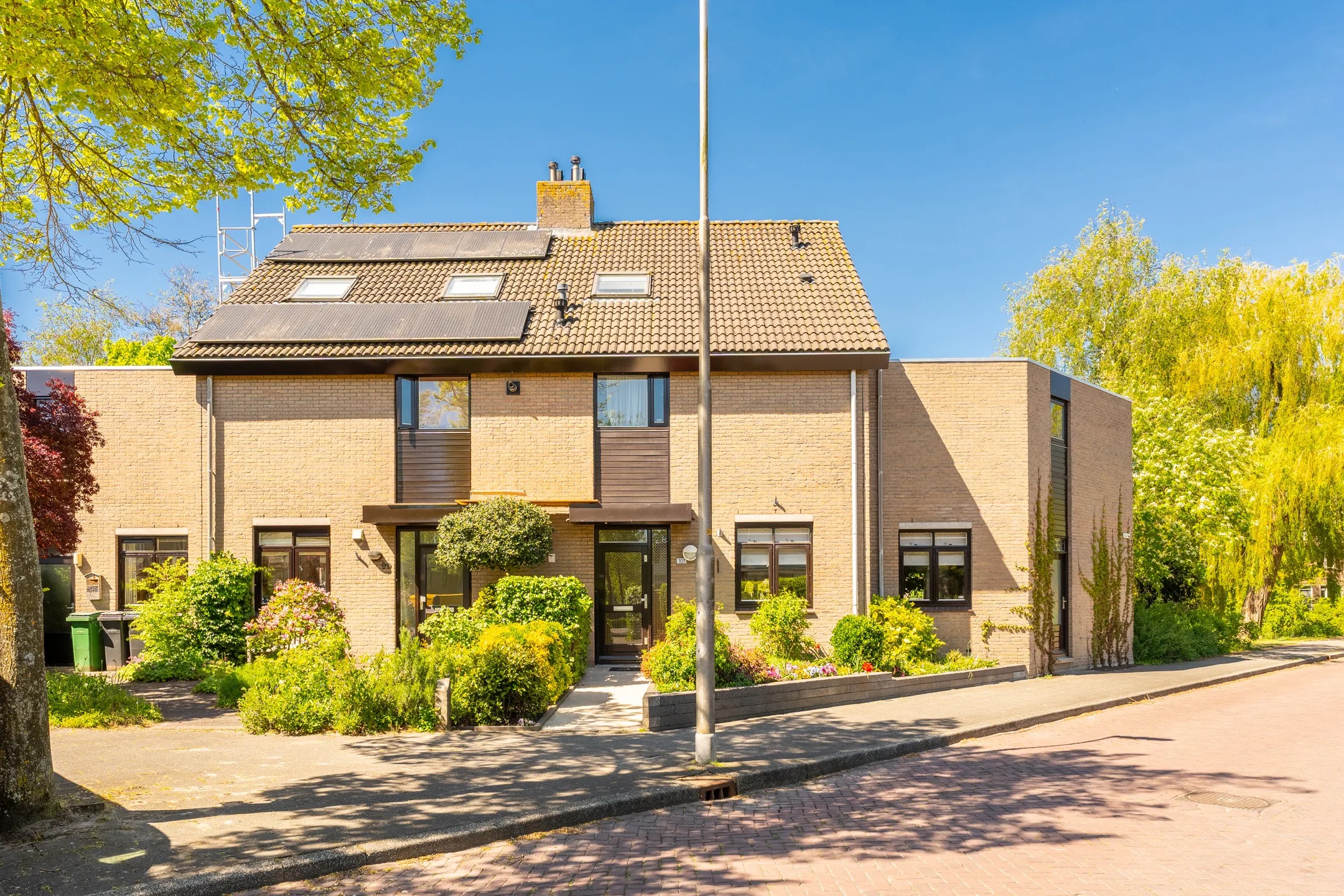 Geschakelde 2-onder-1-kapwoning Valreep 101 in Amstelveen