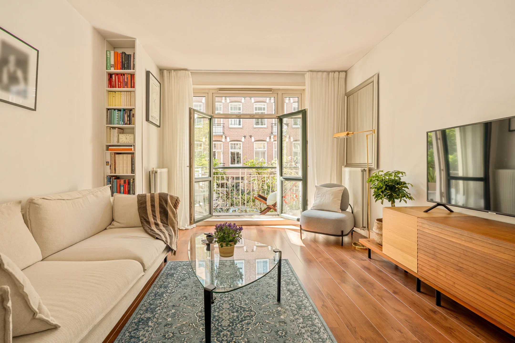 Bovenwoning Eerste Atjehstraat 101 1 in Amsterdam