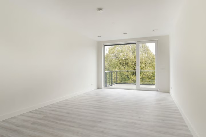 Portiekflat Stationsstraat 44 in Rhoon