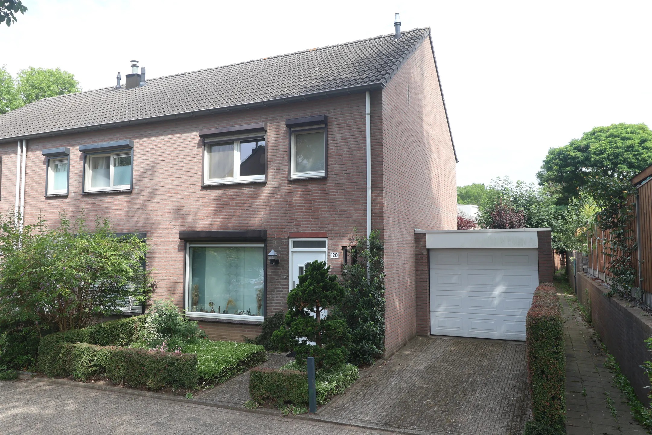 Hoekwoning Vonkendaal 120 in Maastricht