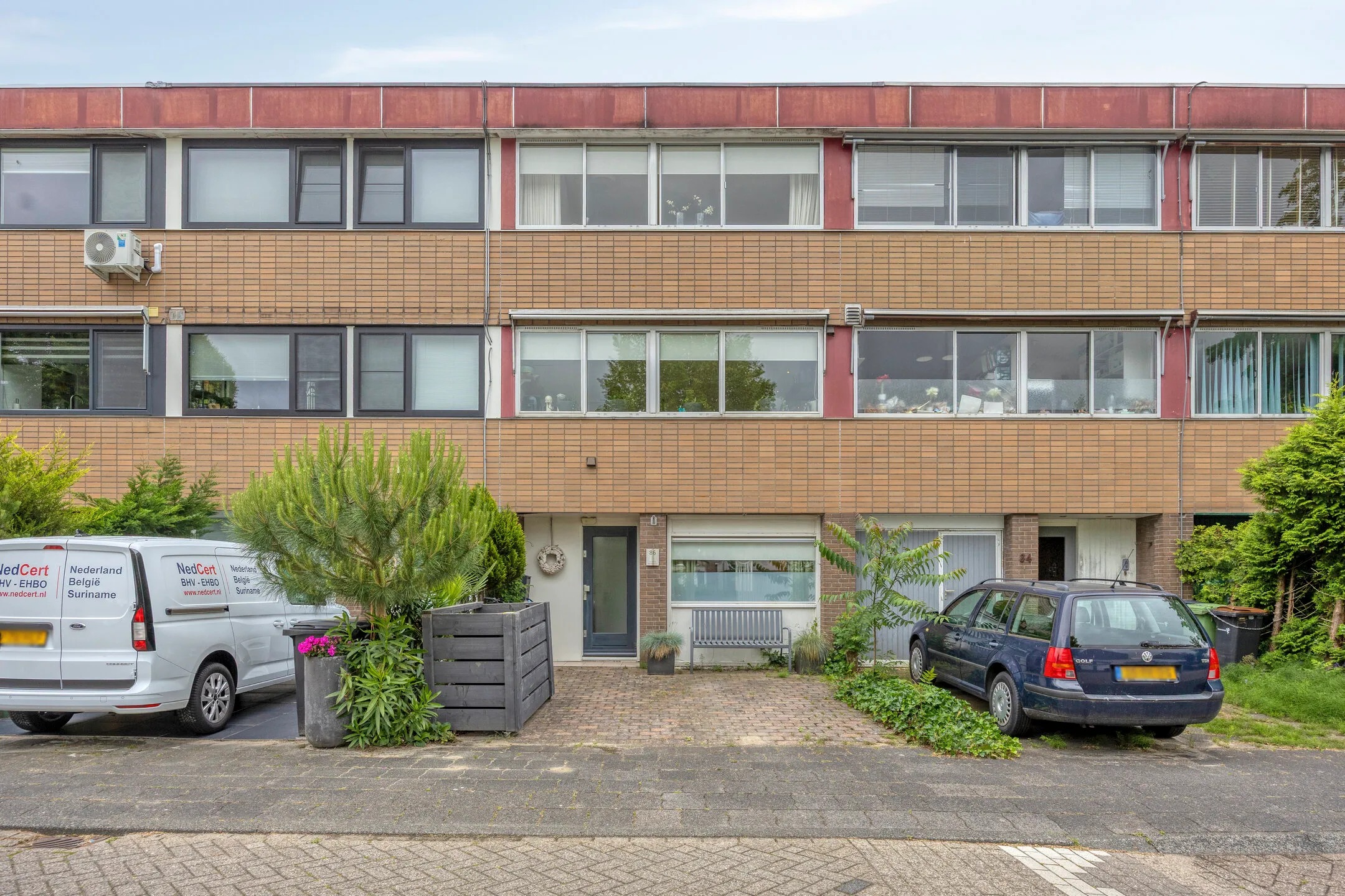 Tussenwoning (drive-in woning) Meeuwstraat 86 in Purmerend
