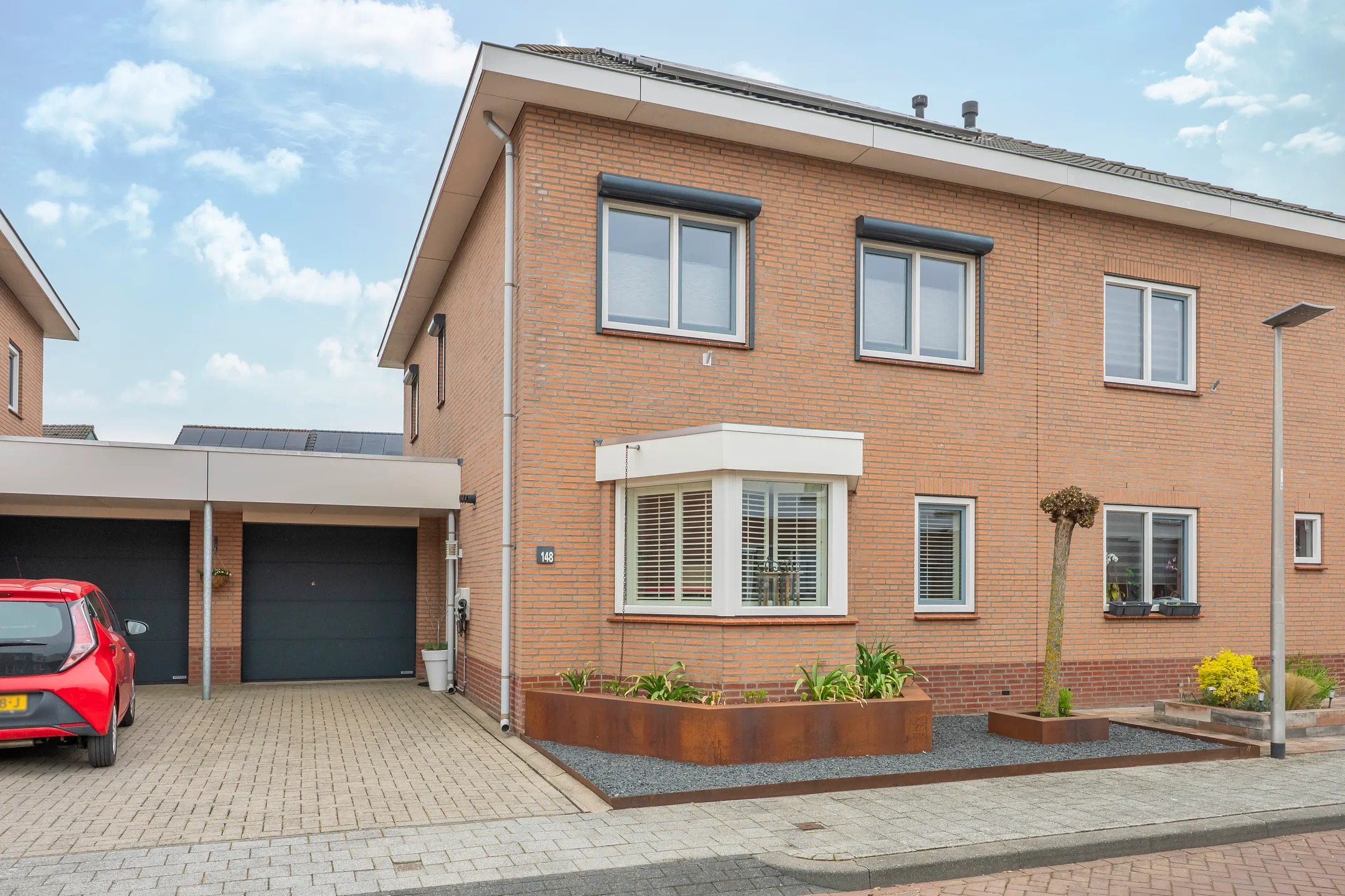 Geschakelde 2-onder-1-kapwoning Spoorzoeker 148 in Kerkrade