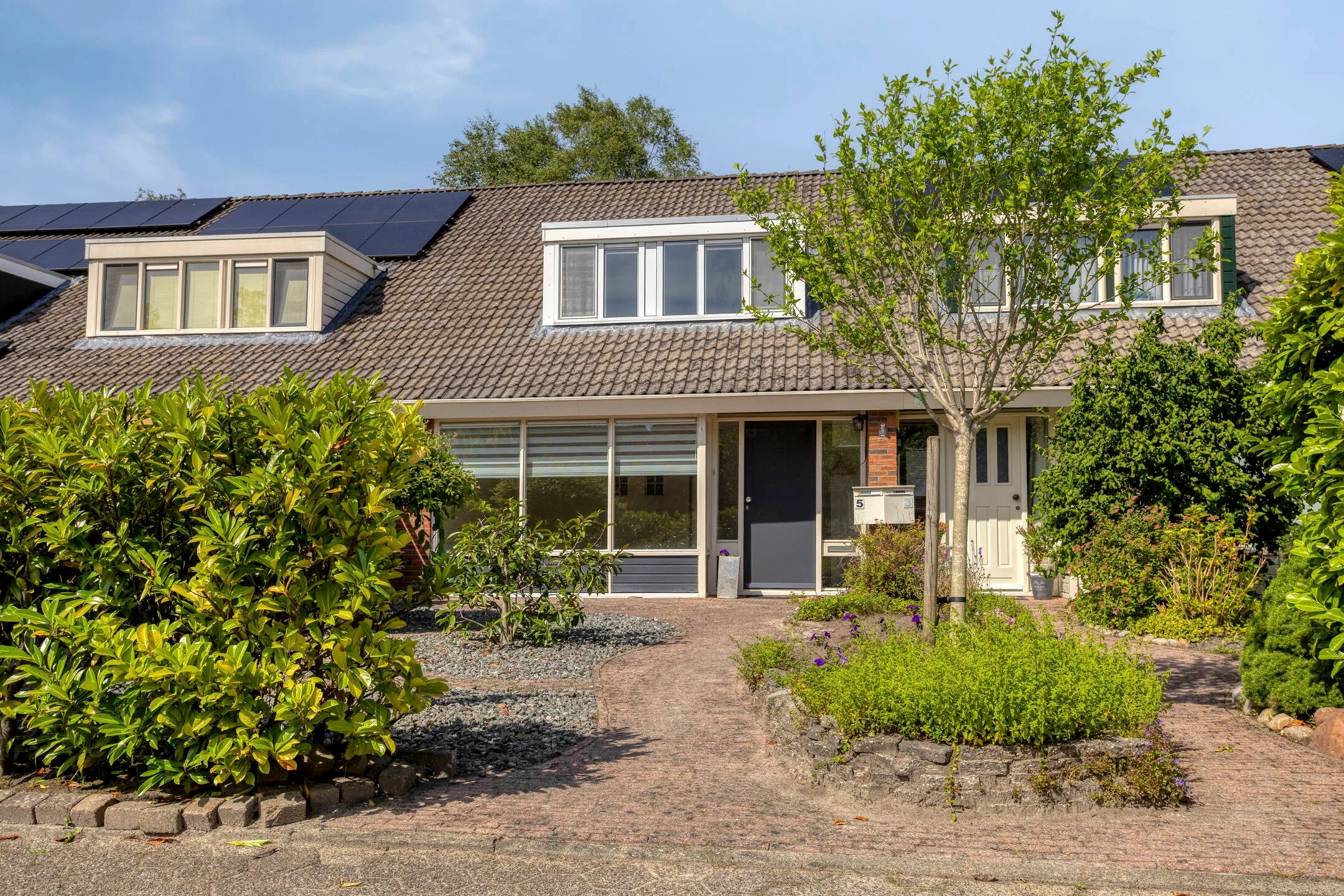 Tussenwoning Nijenrode 5 in Roden