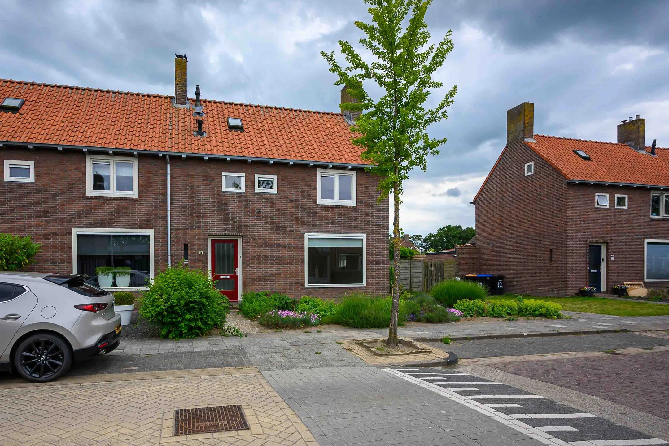 Hoekwoning G.J. Gillotstraat 14 in Ens