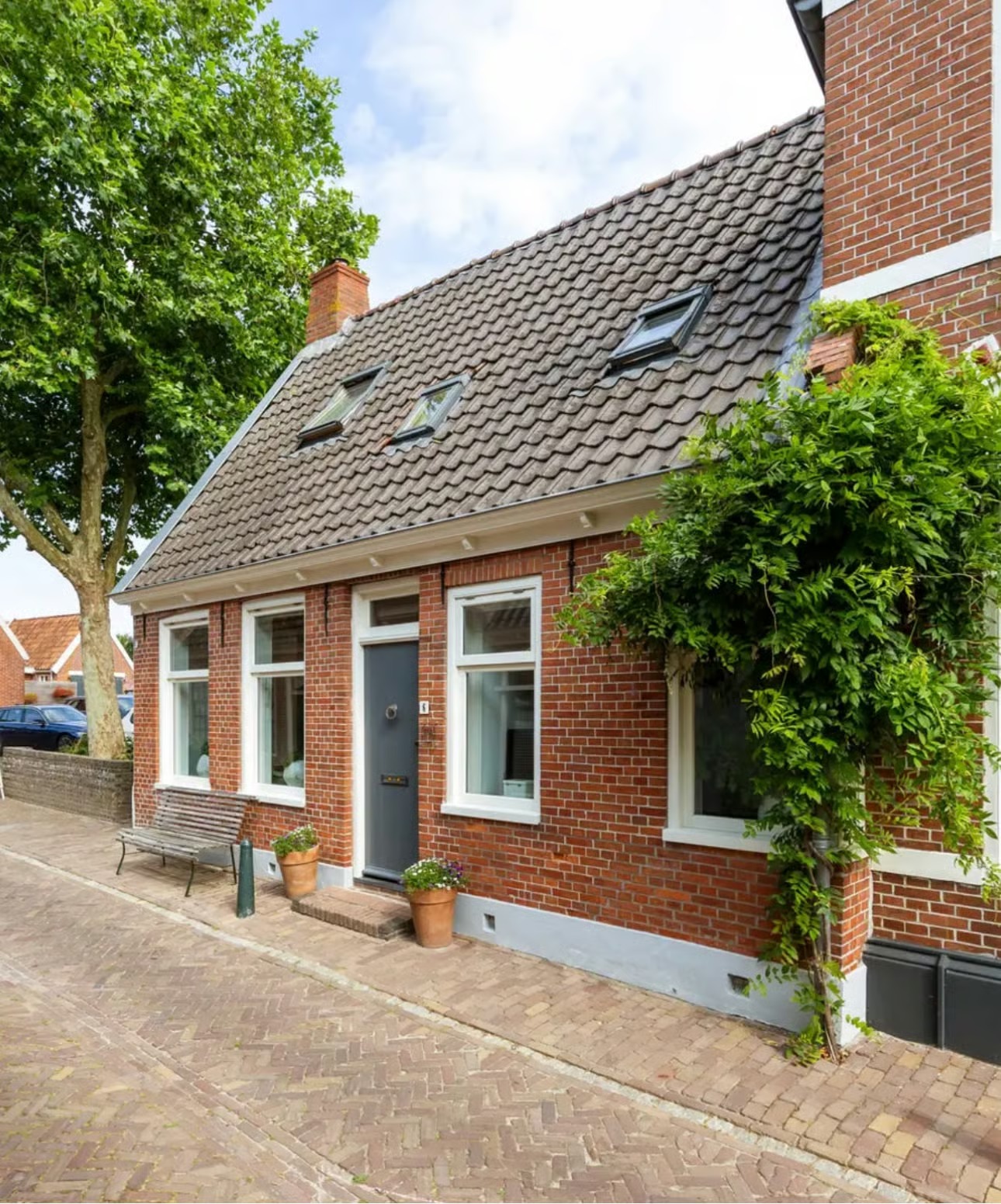 Halfvrijstaande woning Westerstraat 6 in Winsum