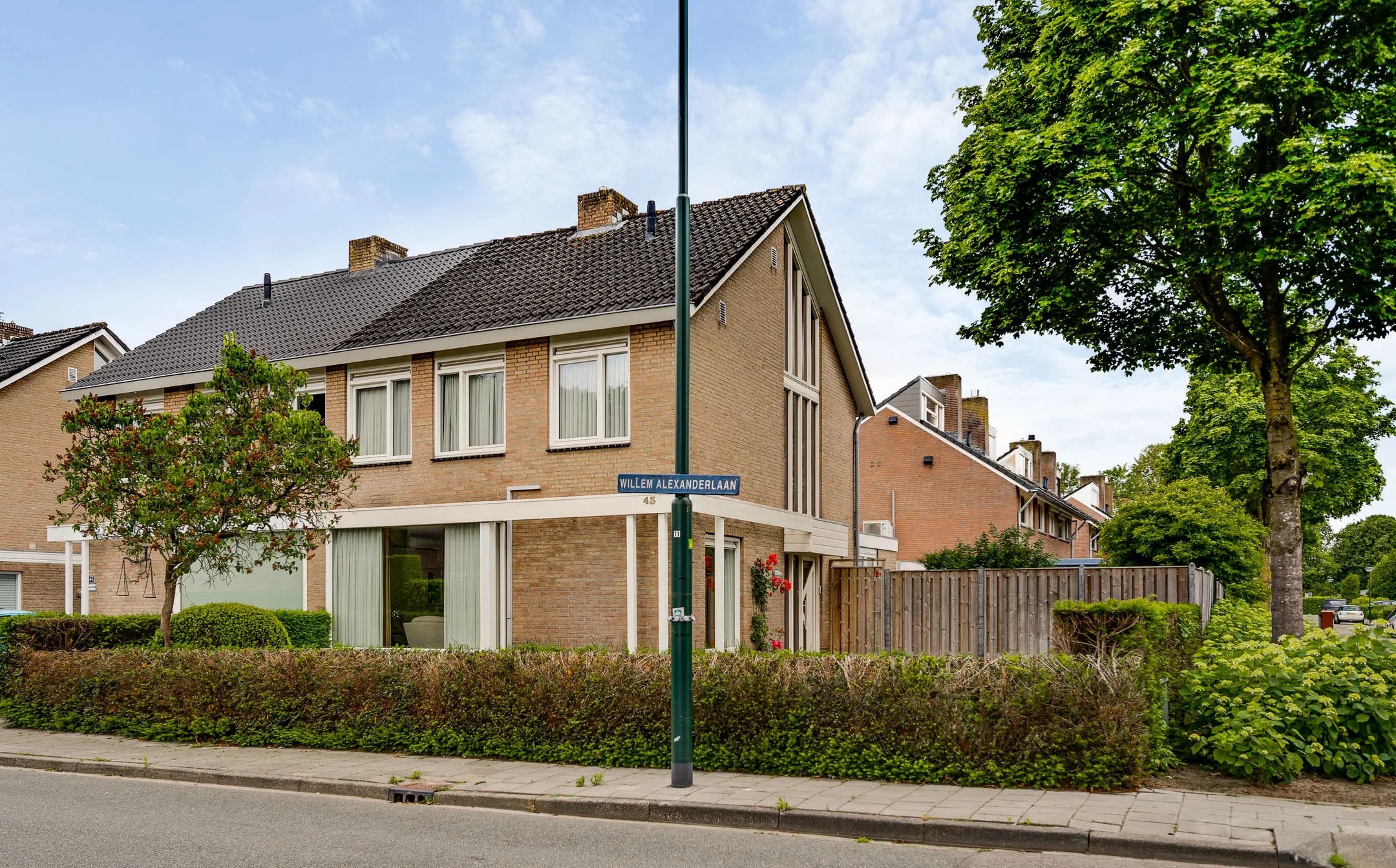 2-onder-1-kapwoning Willem-Alexanderlaan 43 in Maarheeze