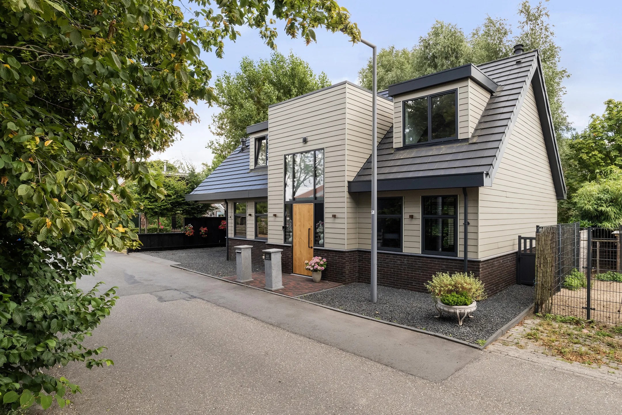 Vrijstaande woning Charloisse Lagedijk 518 in Rotterdam