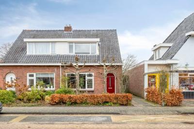 2-onder-1-kapwoning Venestraat 138 in Assen