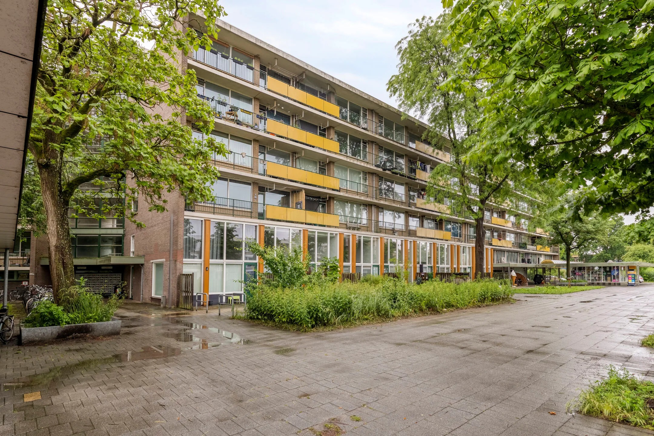 Galerijflat Troelstraweg 25 in Wageningen