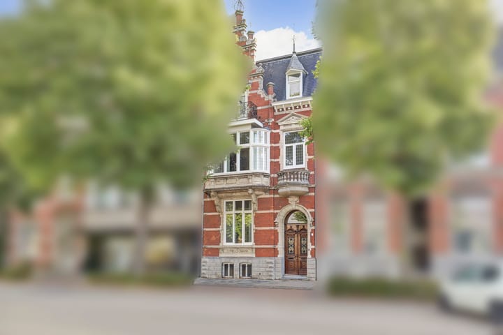 Herenhuis, tussenwoning Kaldenkerkerweg 27 in Venlo